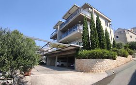 Apartment Bozan