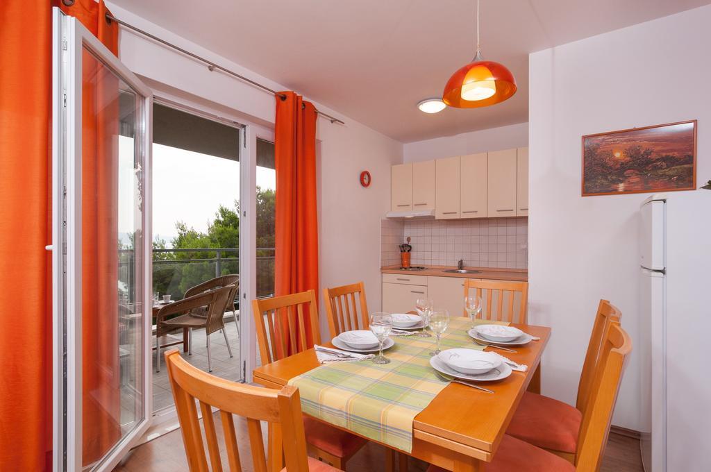 Apartment Bozan Omiš Zewnętrze zdjęcie