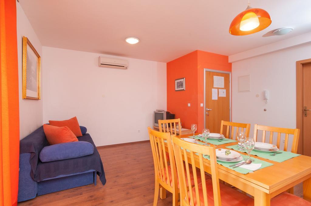 Apartment Bozan Omiš Zewnętrze zdjęcie