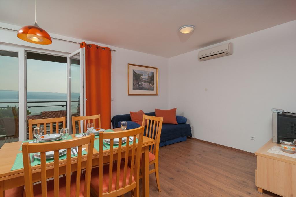 Apartment Bozan Omiš Zewnętrze zdjęcie